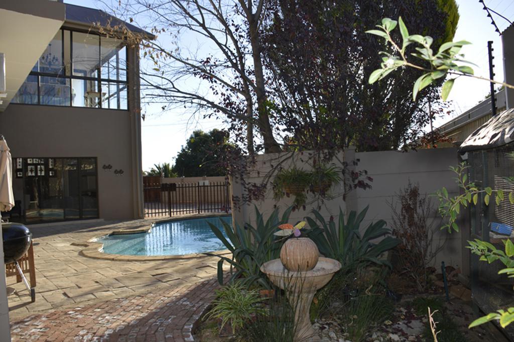 Two Bells Guest House Bloemfontein Phòng bức ảnh