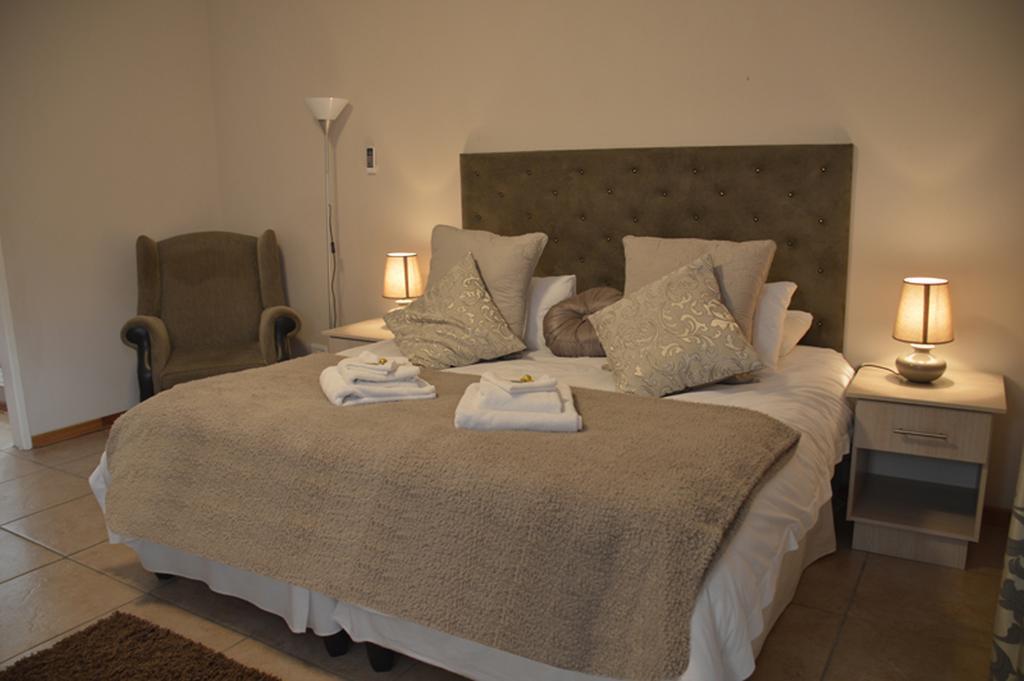 Two Bells Guest House Bloemfontein Phòng bức ảnh