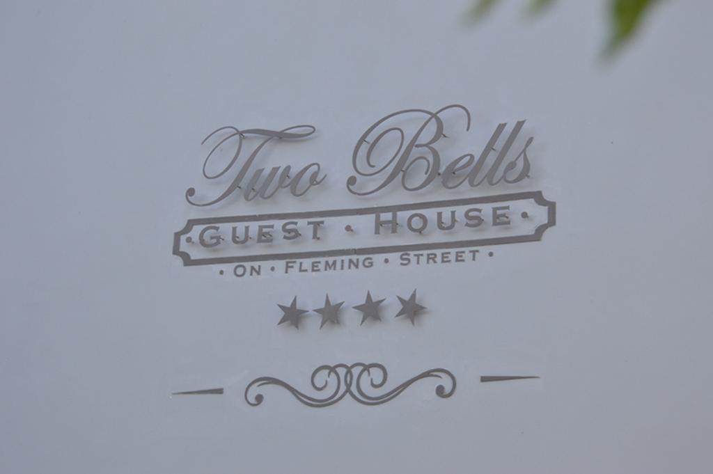 Two Bells Guest House Bloemfontein Ngoại thất bức ảnh